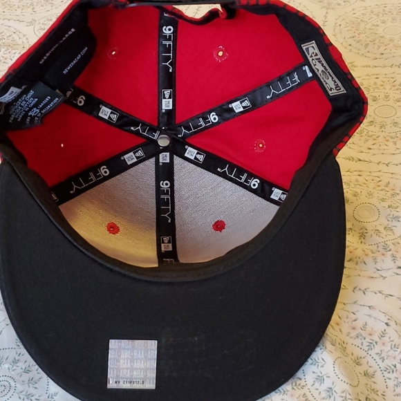 Men's snapbak hat - Picture 3 of 3